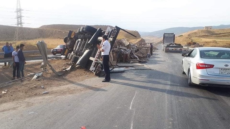 لە دوو رووداوی هاتووچۆدا 5 كەس گیانیان لەدەستدا و برینداربوون